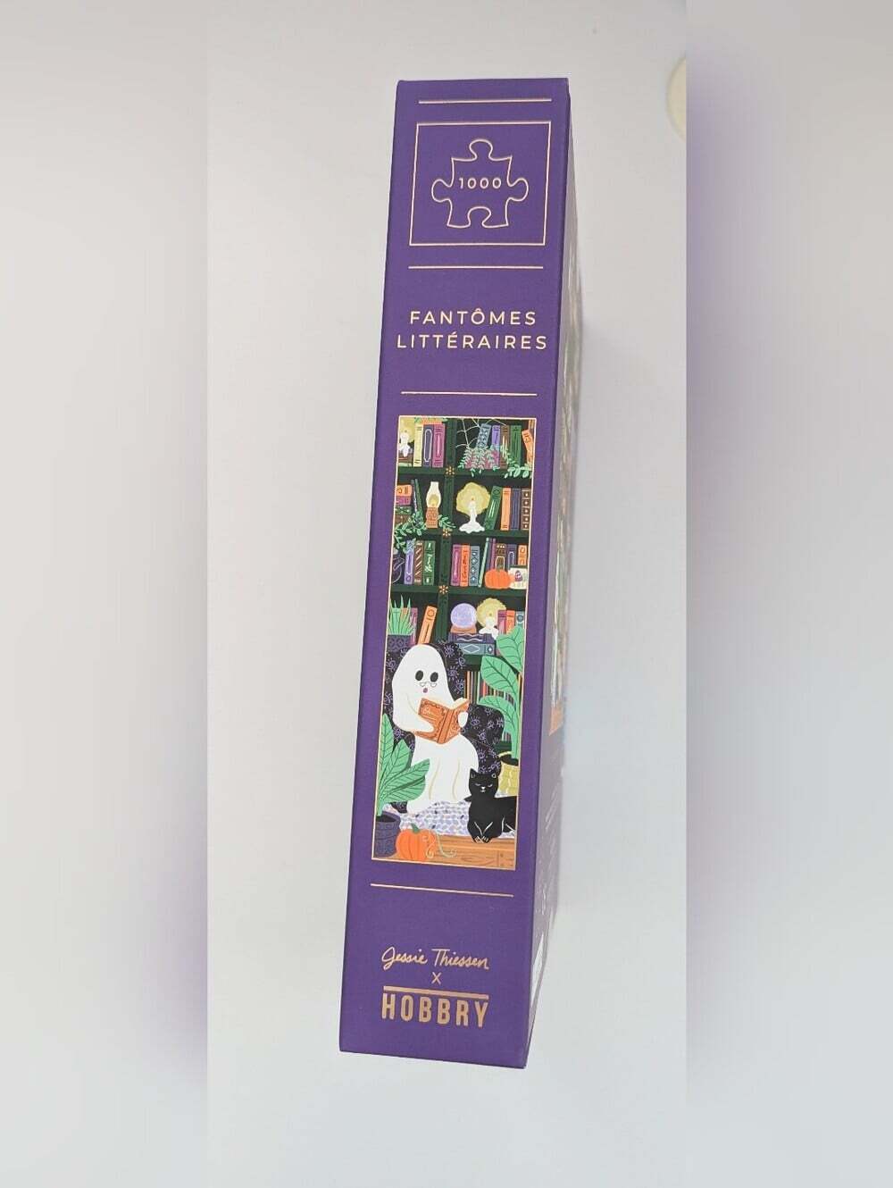 NEW IN BOX Hobbry "Phantom Readers" 1000-Piece Halloween Puzzle - Picture 3 of 5